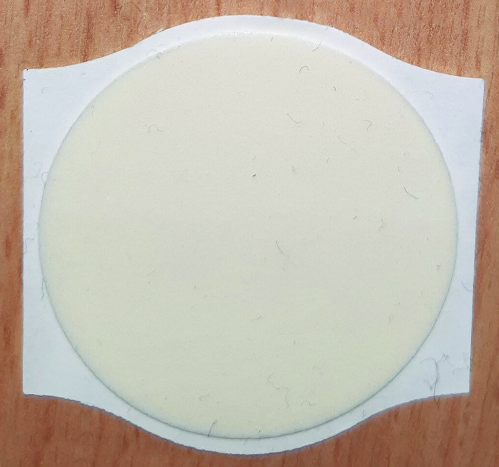 Photograph of the patch unrwapped from packaging