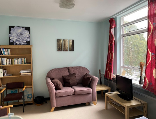 Minimal Care Flat 1