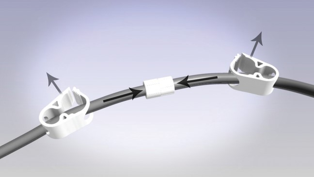 A photograph that shows the connection of the tube to the machine.