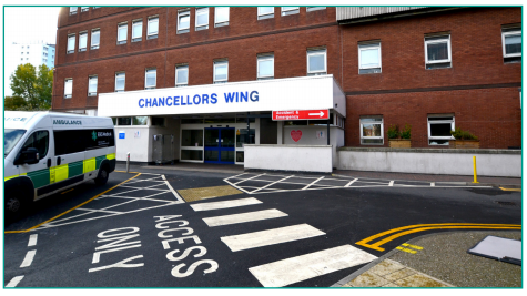 Chancellors Wing From J42 or J43 - Carefully cross the road using the zebra crossing and enter through the main entrance to Chancellors wing.
