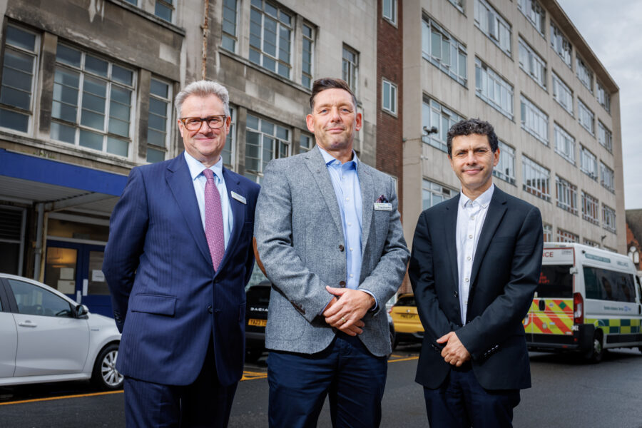 Alex Sobel visit group line up outside Brotherton Wing (1)