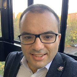 Dr Etienne Ciantar Consultant Profile Picture.