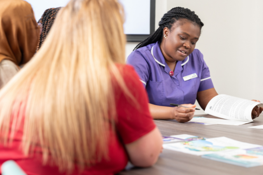 Stock image that reflect peer support